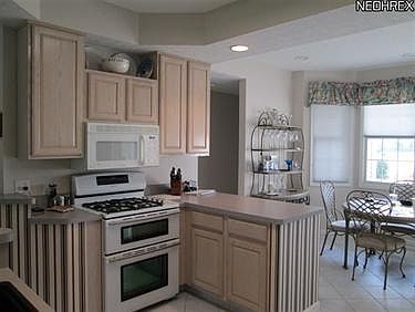 2nd image of 22374 Country Meadows Ln