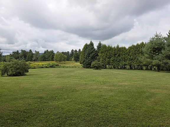 4th image of 461 North Derby Road
