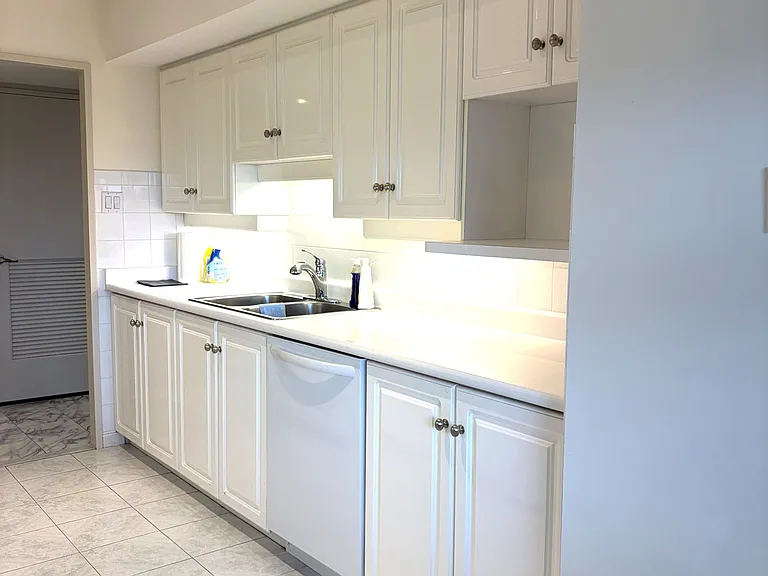 1300 Bloor St #2501 — Photo 12