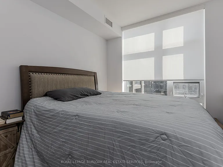 470 Dundas St E #317 — Photo 26