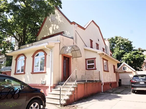 226 W End Ave, Brooklyn, NY 11235