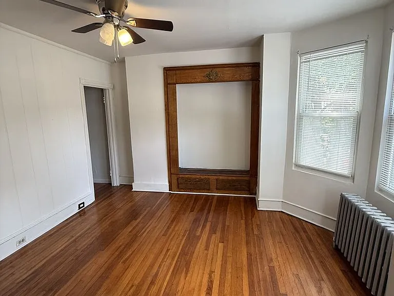 1101 Parker St — Photo 12