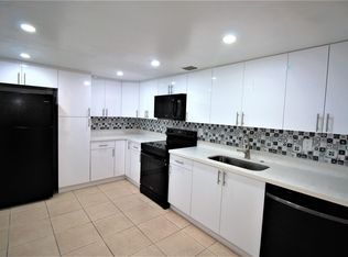 7000 NW 186th St APT 4-217, Hialeah, FL 33015