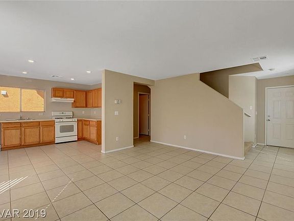 3rd image of 5313 Awbury Ave