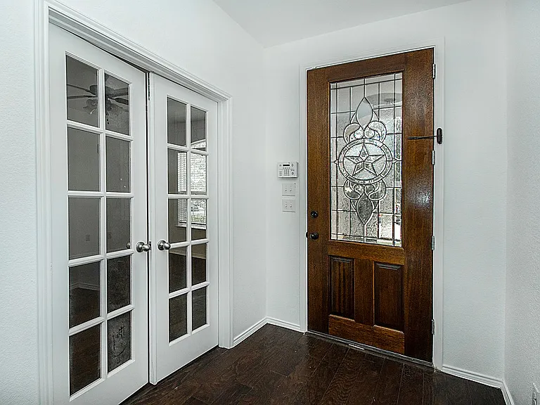917 Swan Ridge Dr — Photo 6