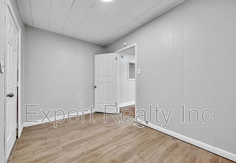 616 Rutledge Dr — Photo 15