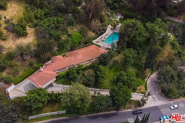 1st image of 2340 Outpost Dr