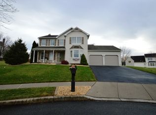 2150 Cherry Blossom Ct S, Bethlehem, PA 18020