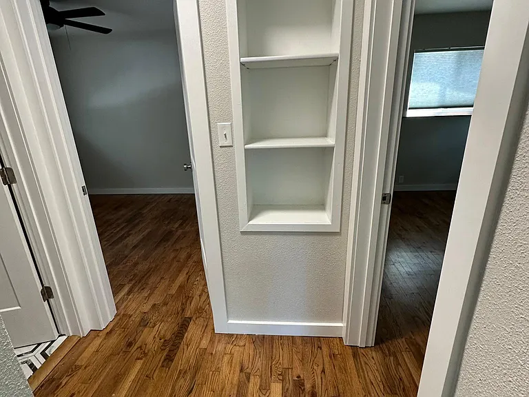 3325 S Sergeant Ave — Photo 12