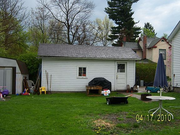 5th image of 140 Vine St