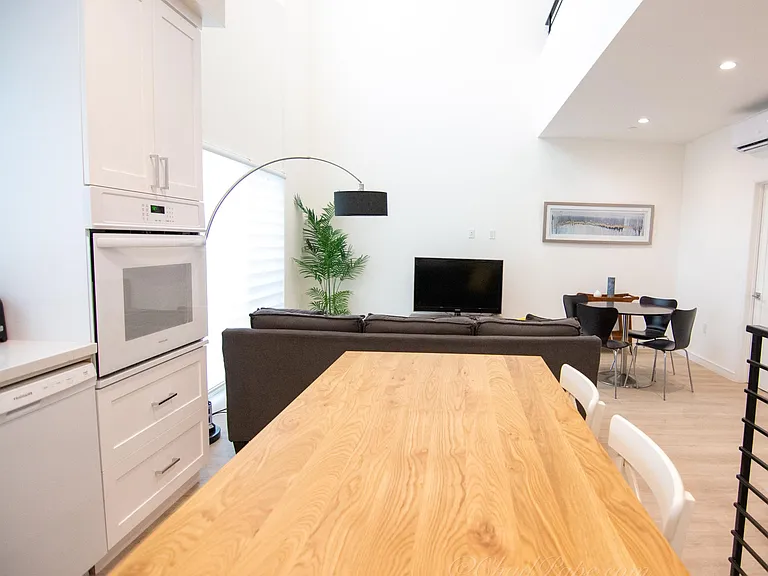 1187 Crenshaw Blvd #103 — Photo 67