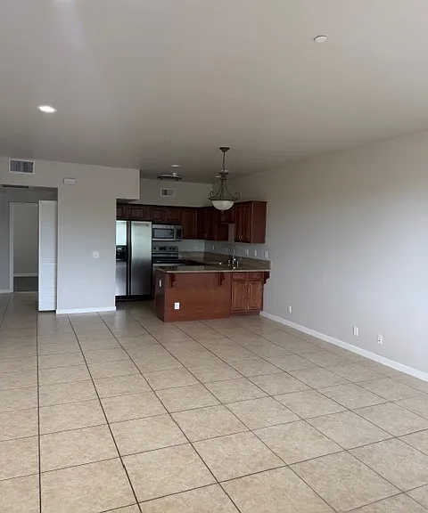 755 Farmers Ln — Photo 5