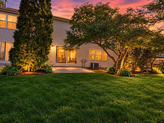 2nd image of 728 Village Cir