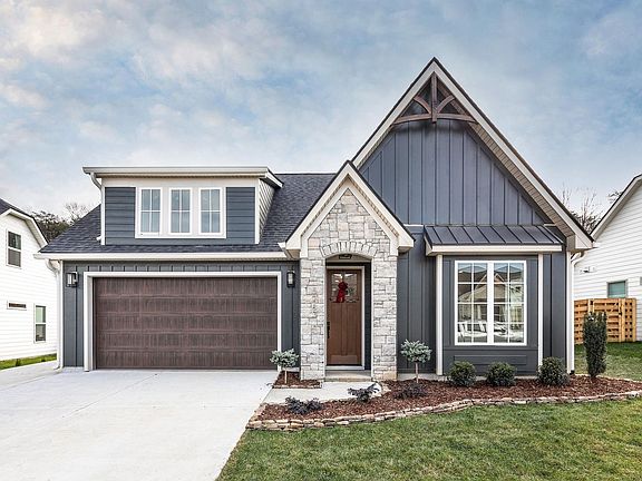 3rd image of 257 Fox Gap Ln