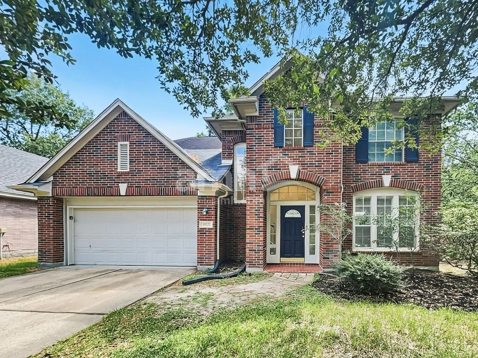4 bed, 2.5 bath, 2753 sqft, $2,495 — Photo 1