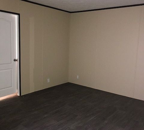 4th image of 2431 W Roble Dr
