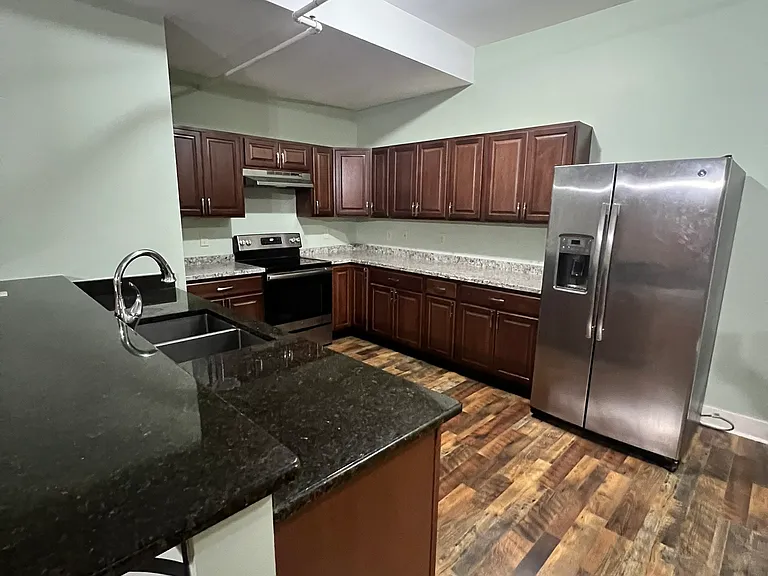619 Ryan St — Photo 13