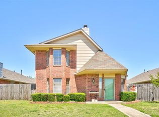 1409 SW 23rd St, Moore, OK 73170