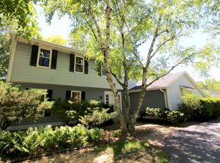 14415 Woodridge Cir, Brookfield, WI 53005