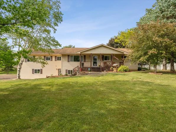 1145 E Alward Rd, Dewitt, MI 48820