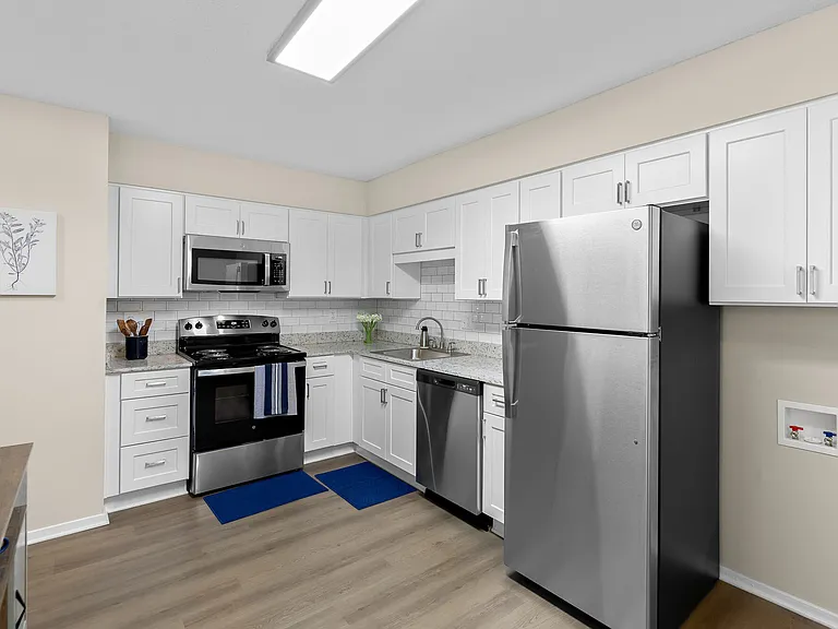 Legacy on Lynnfield - NEWLY UPGRADED — Photo 43