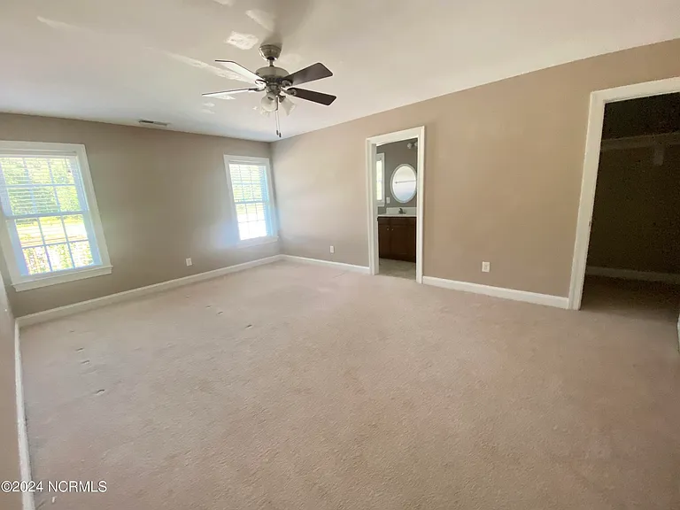 532 Millbrooke Cir — Photo 10