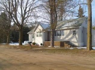 13910 Baumgartner Rd, Saint Charles, MI 48655