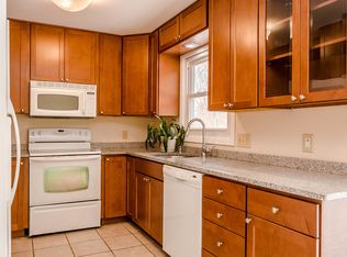 919 7th St E, Dickinson, ND 58601
