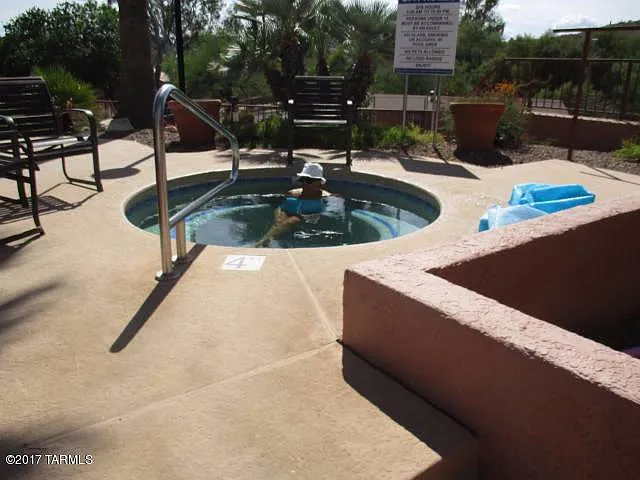 5051 N Sabino Canyon Rd #182168 — Photo 3