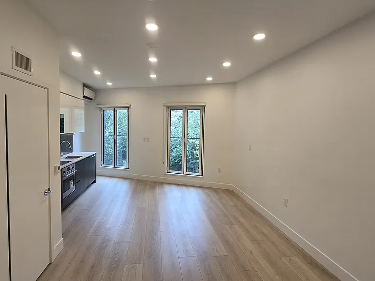 333 Carrall St #306 — Photo 5