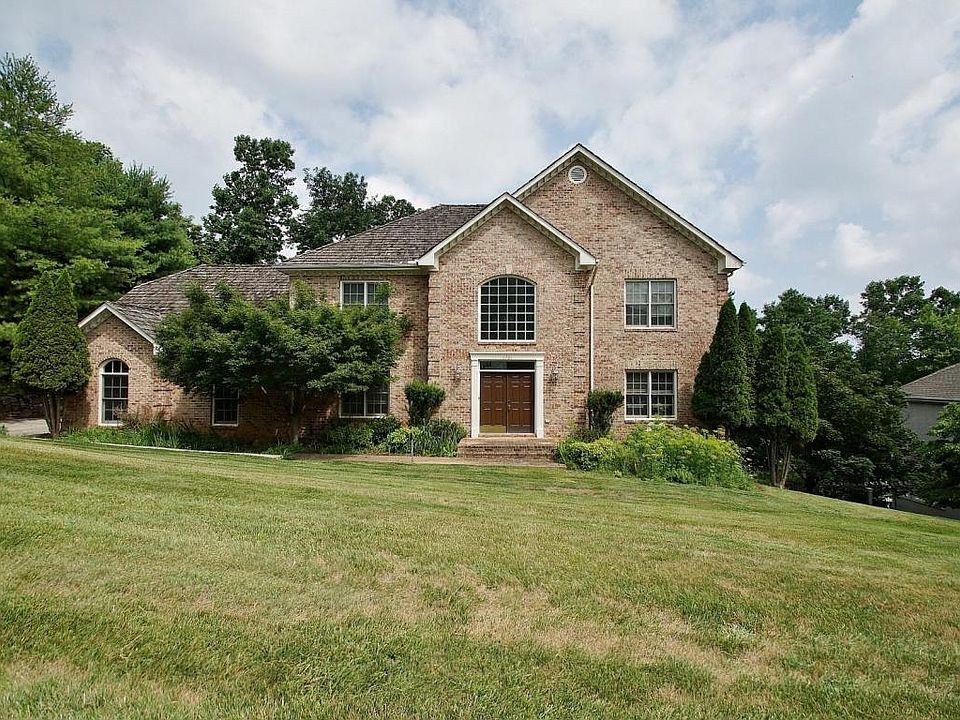 1st image of 6761 Hidden Woods Dr