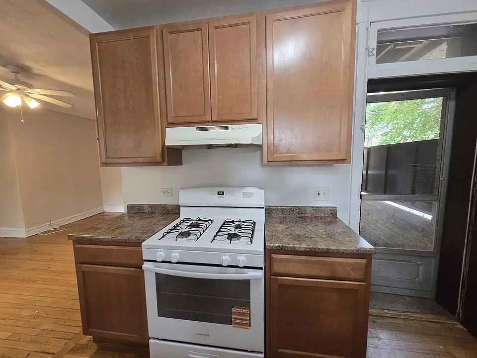 804 Sherman Ave #1
