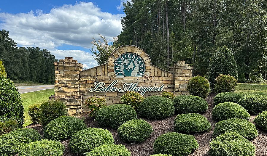 Lake Margaret Monument