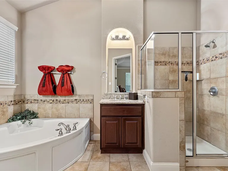 11125 Cherisse Dr — Photo 17