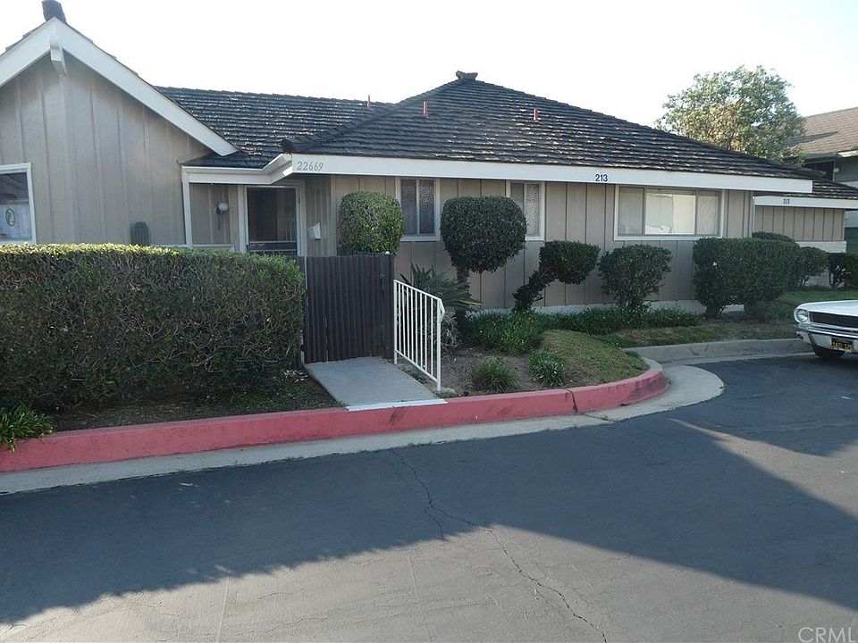1st image of 22669 Nadine Cir