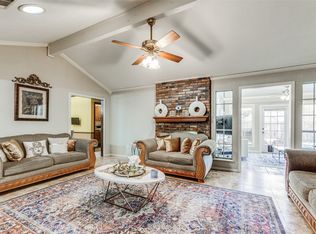 702 Ridgegate Dr, Garland, TX 75040
