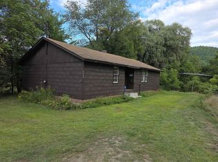 5527 Route 106, Springfield, VT 05156