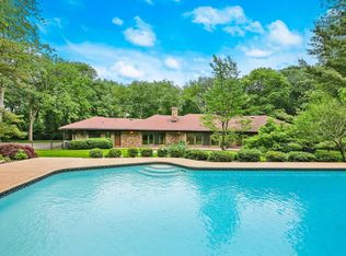 351 Taconic Rd, Greenwich, CT 06831