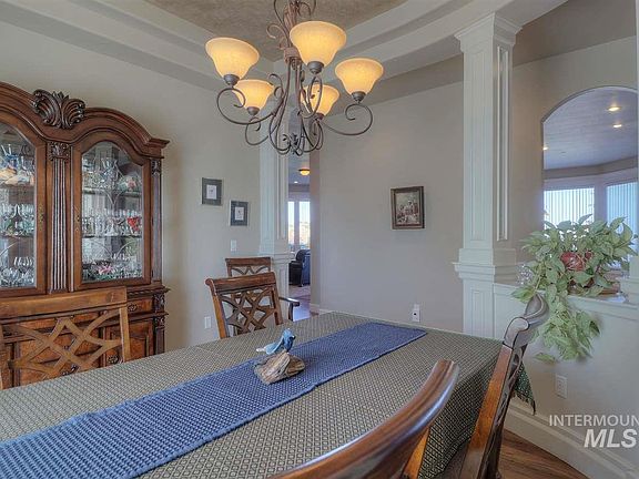 5th image of 7420 Southern Vista Ct