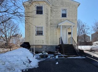 70 Veazie St, Providence, RI 02904