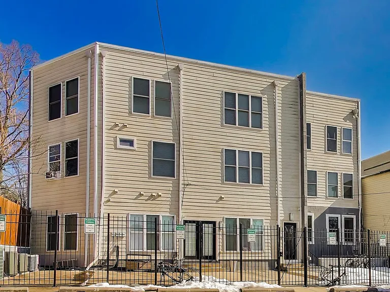 1220 19th St NE — Photo 101