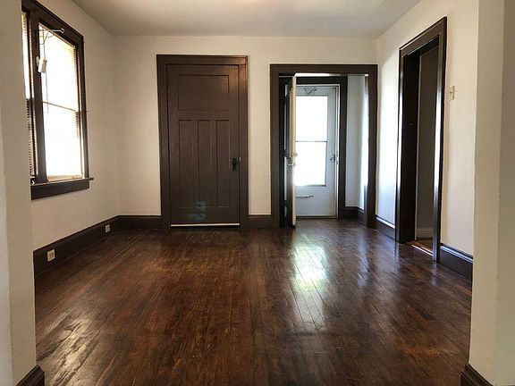 2nd image of 5037 Dewey Ave