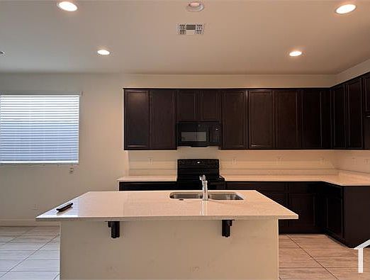 1st image of 3218 W Donner Dr