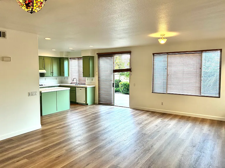 15881 Tanberry Dr — Photo 14