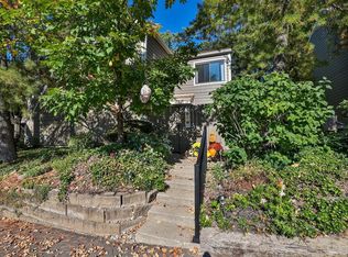 9956 Timbers Dr, Cincinnati, OH 45242