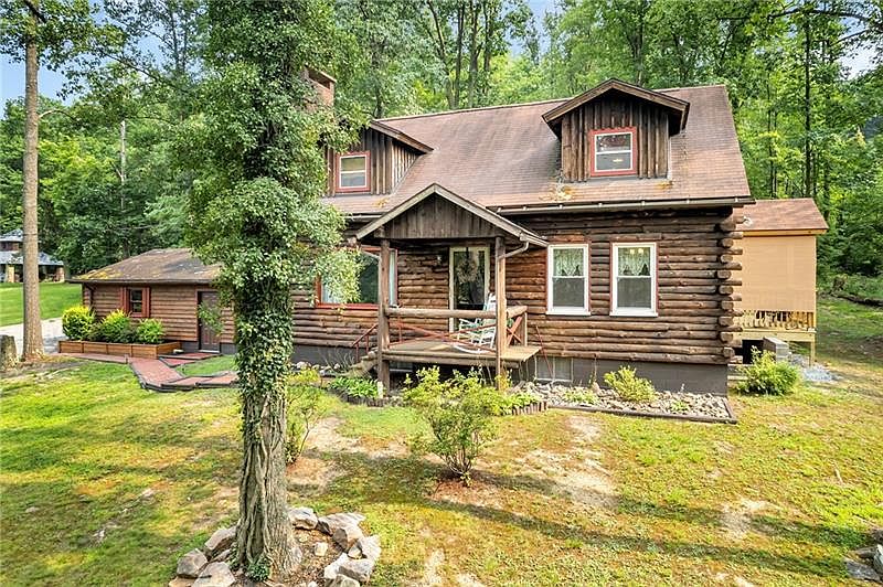 2021 James Ln, Latrobe, PA 15650 Zillow