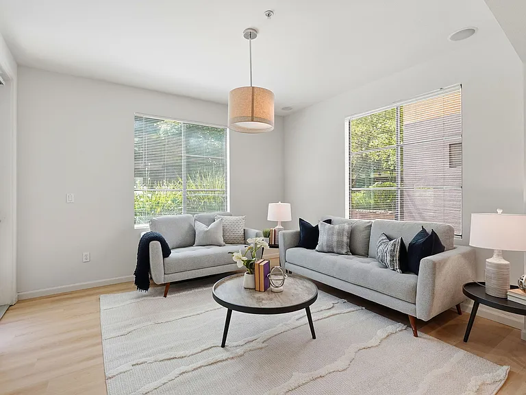 800 N 8th St #129 — Photo 11