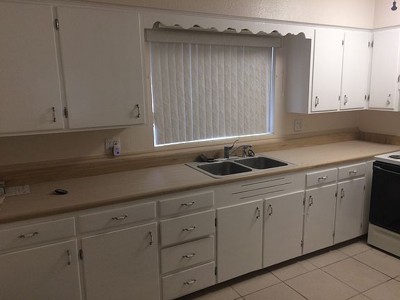4th image of 705 Yelvington Ave