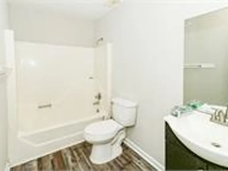 670 Paul St #A-I — Photo 11