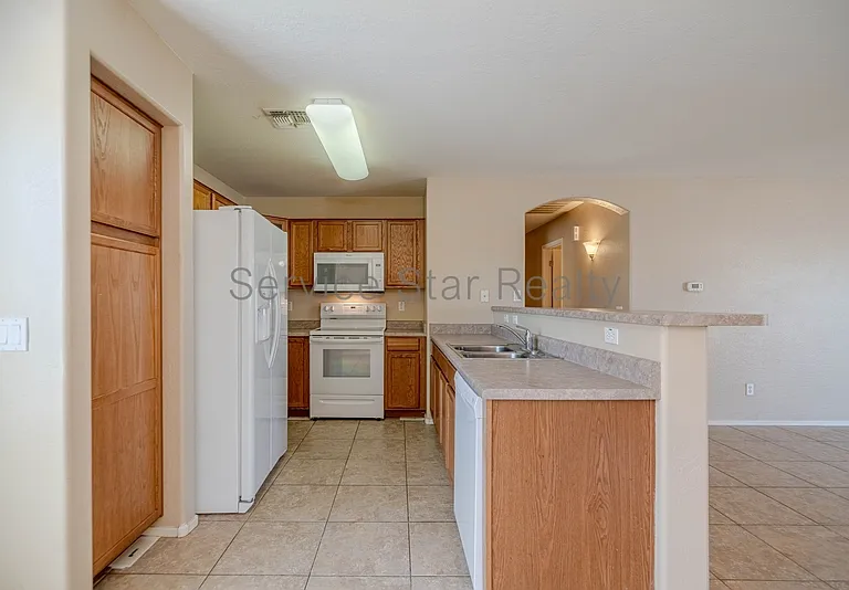 23985 W Pecan Rd — Photo 5